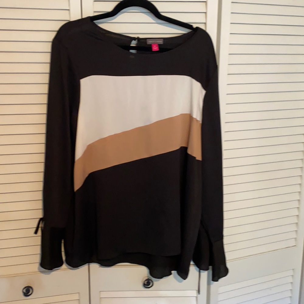 Vince Camuto color block gold/grey/black blouse